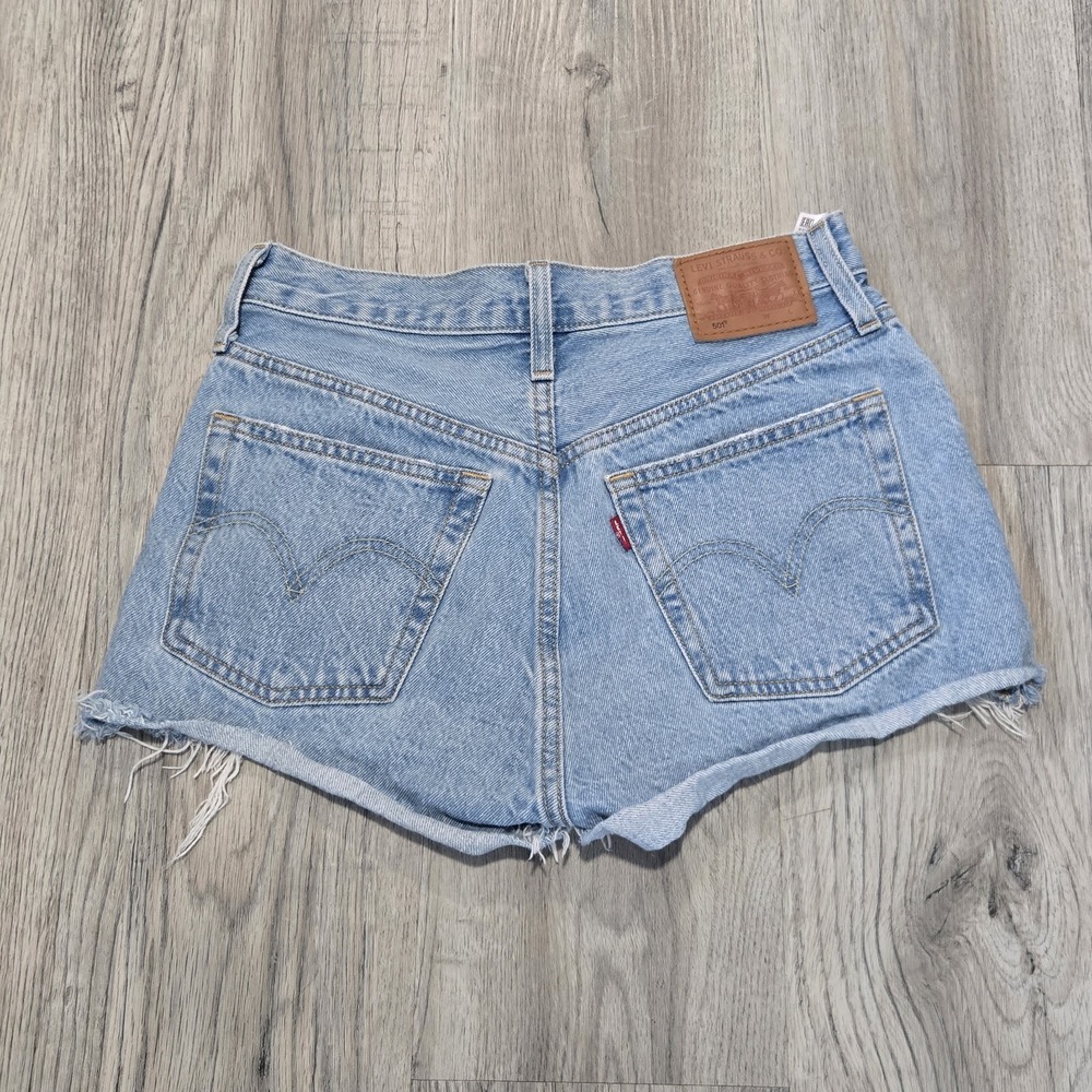 Levi's 501 Premium Cut Off Shorts Womens W25 Medium Wash Blue